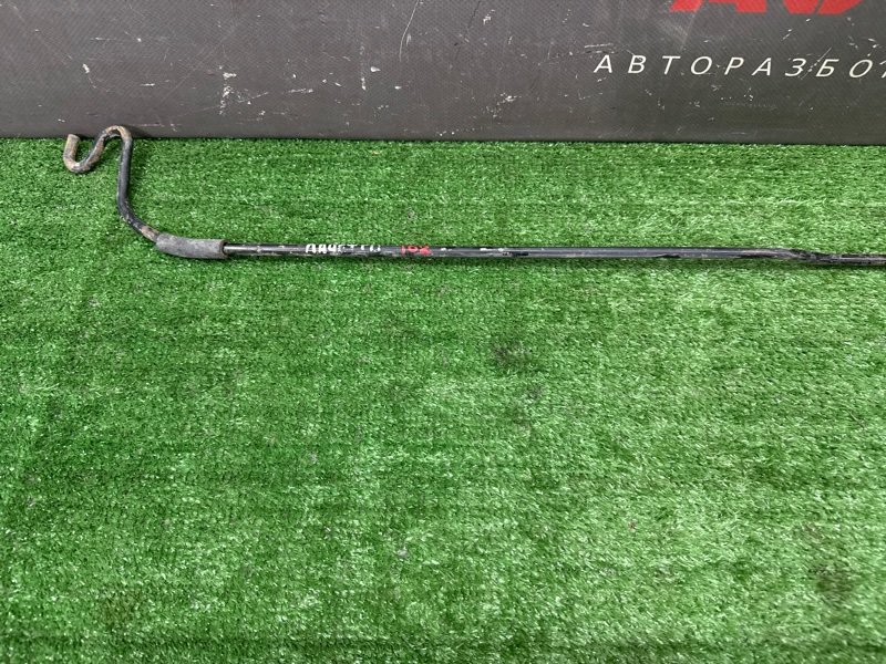 Упор капота Chevrolet Lacetti