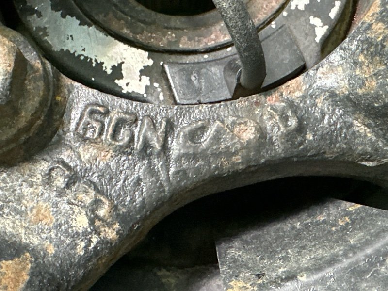 Кулак поворотный Vortex Estina