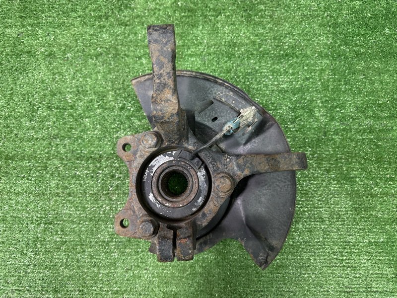 Кулак поворотный Vortex Estina