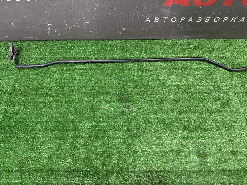 Упор капота Chevrolet Cruze