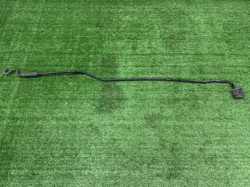 Упор капота Chevrolet Cruze