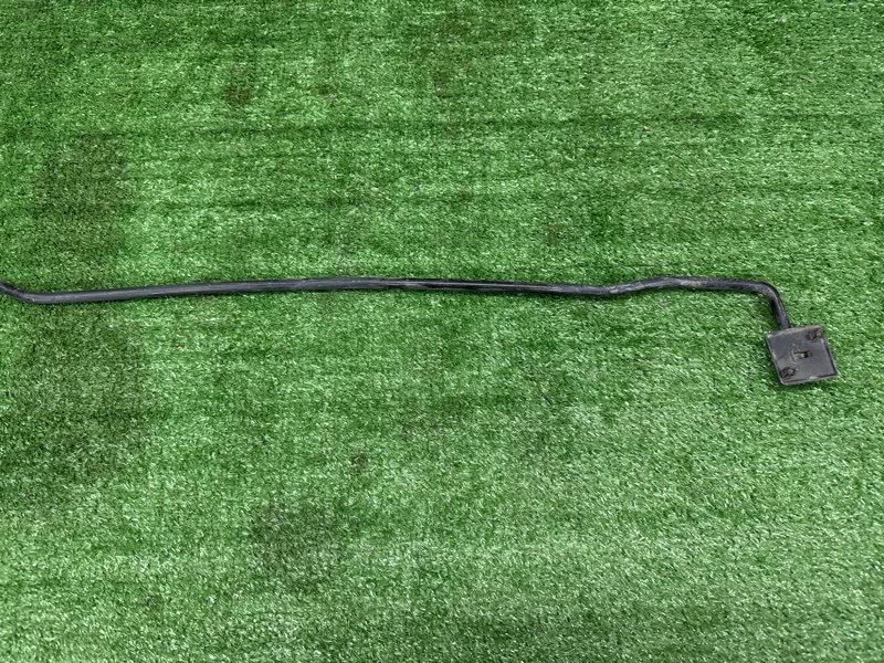 Упор капота Chevrolet Cruze