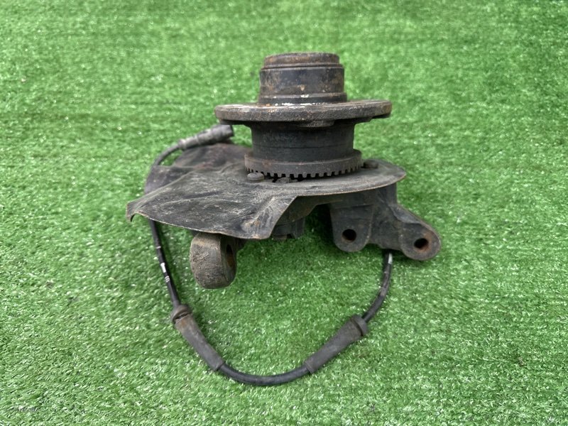 Кулак поворотный Opel Omega B