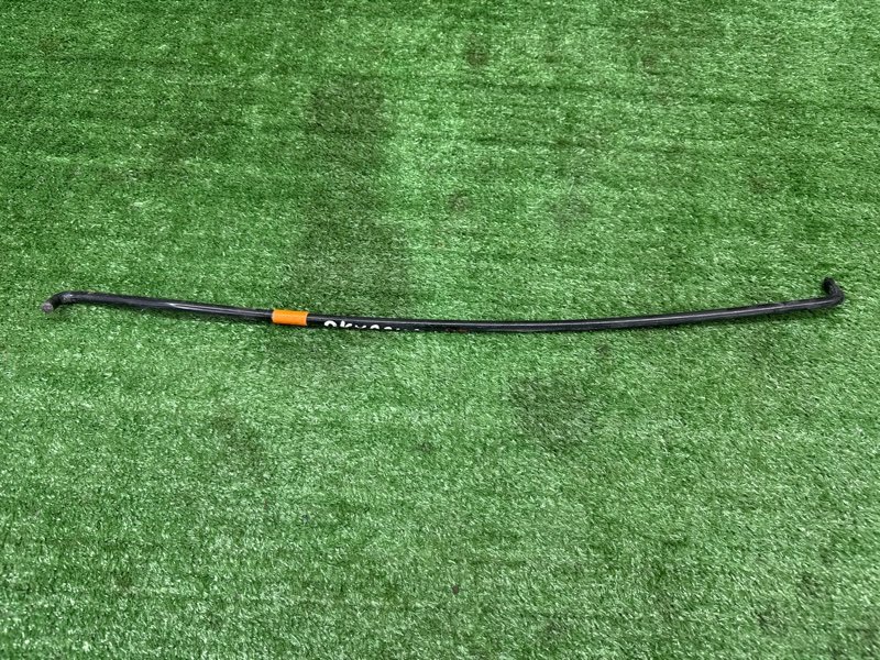 Упор капота Skoda Octavia A5