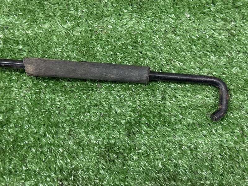 Упор капота Hyundai Getz