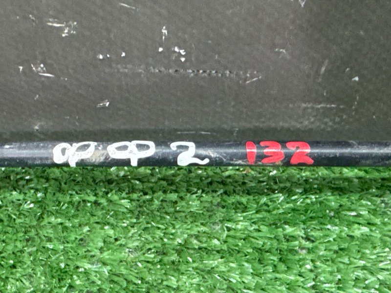 Упор капота Ford Focus 2