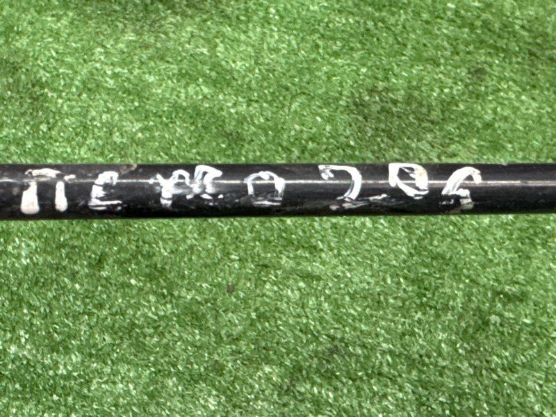 Упор капота Peugeot 206