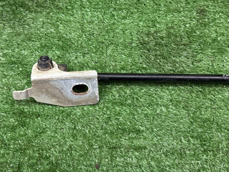 Упор капота Peugeot 206