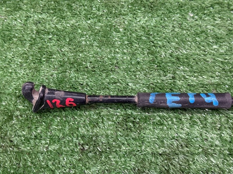 Упор капота Hyundai Getz