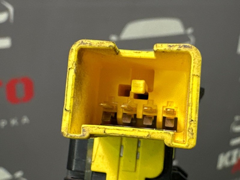 Блок управления подрулевыми переключателями Skoda Octavia A5