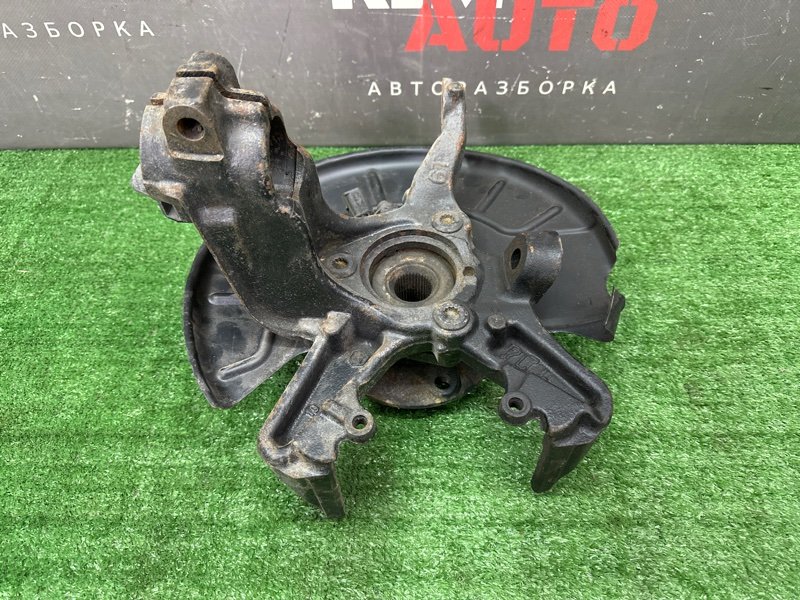 Кулак поворотный SEAT ALTEA