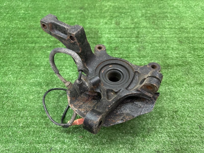 Кулак поворотный Chevrolet Lacetti