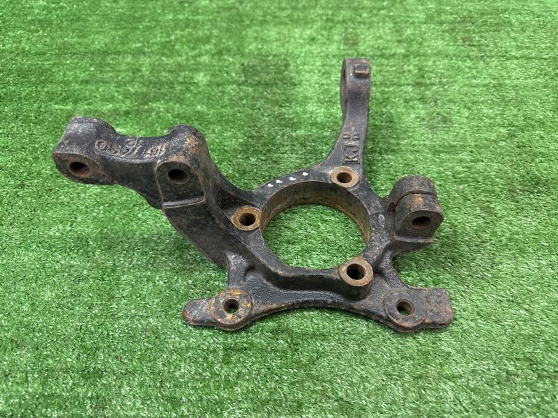 Кулак поворотный Opel Astra H