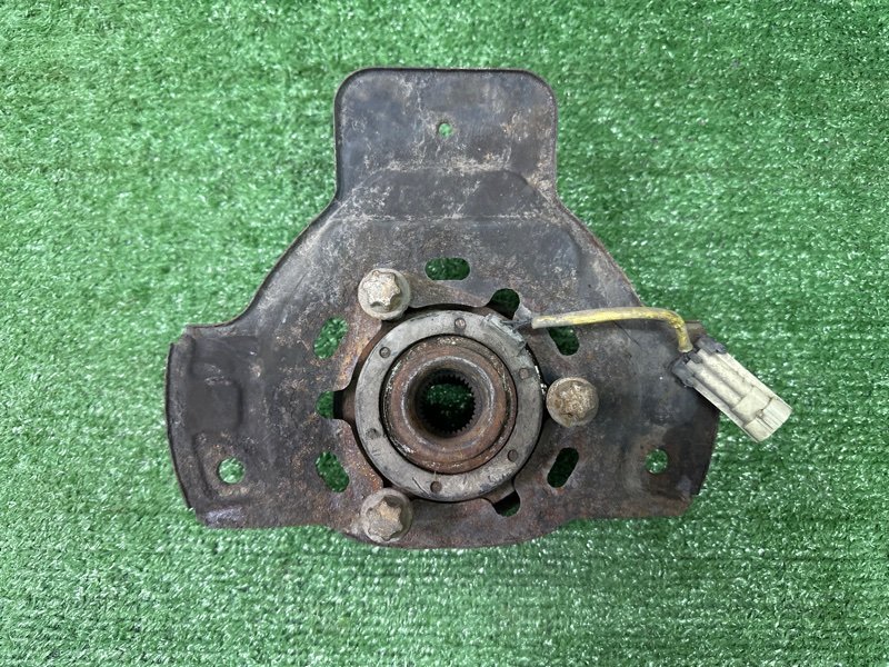 Кулак поворотный Opel Astra