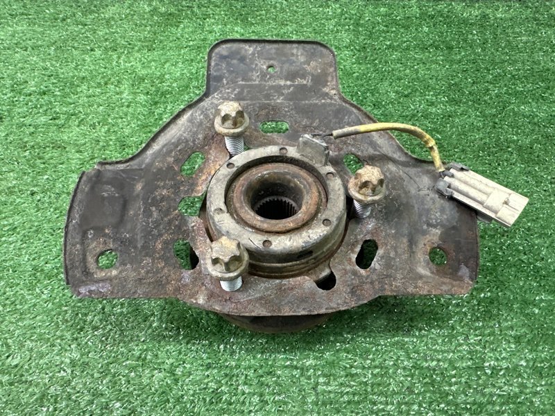 Кулак поворотный Opel Astra