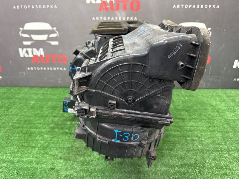 Печка Отопитель в сборе Hyundai i30