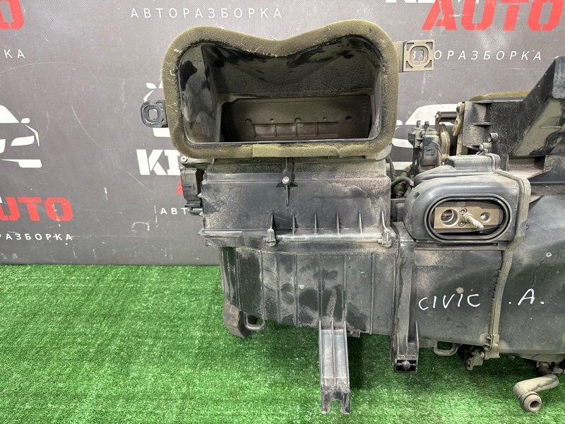 Печка Отопитель в сборе Honda Civic 4D