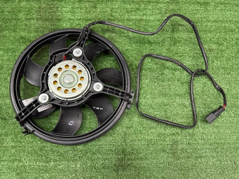 Вентилятор охлаждения с мотором Volkswagen Passat B5