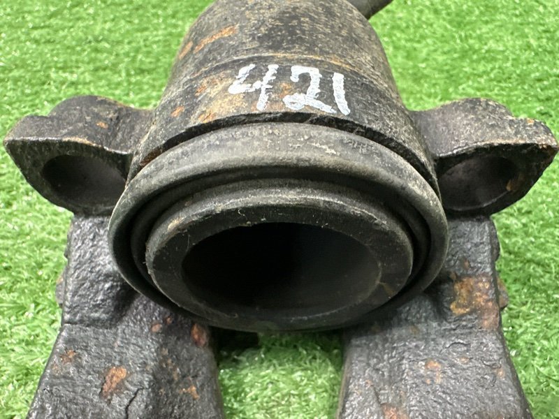 Суппорт тормозной Skoda Fabia 1