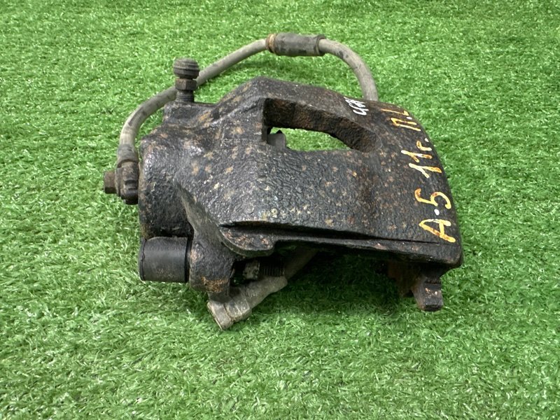 Суппорт тормозной Skoda Octavia A5