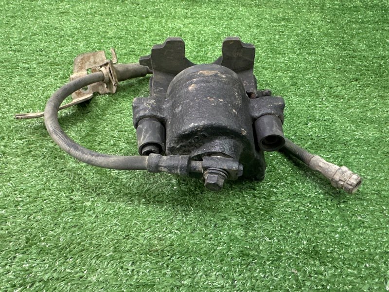 Суппорт тормозной Skoda Octavia A5