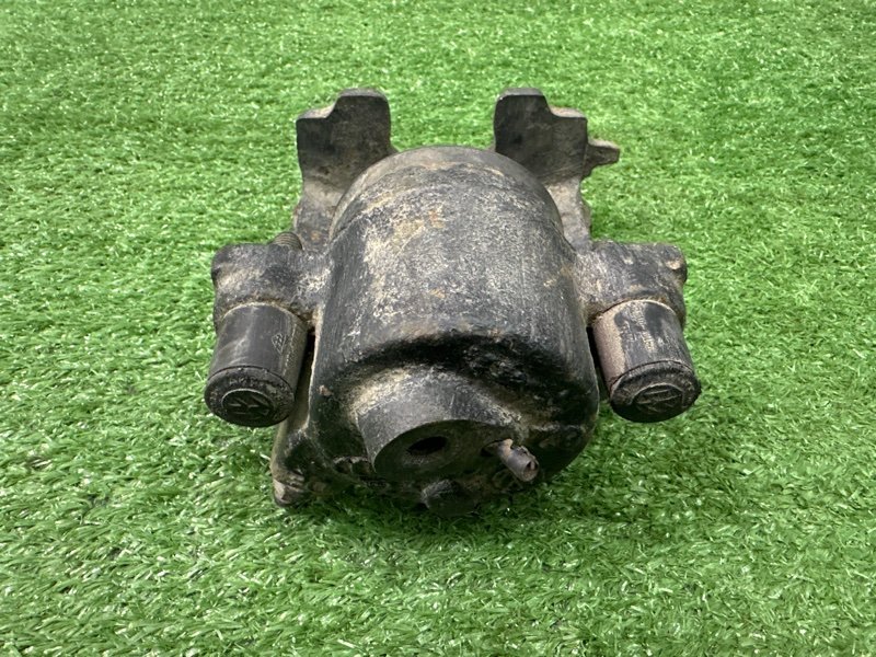 Суппорт тормозной Skoda Octavia A5