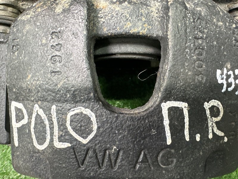 Суппорт тормозной Volkswagen Polo 3