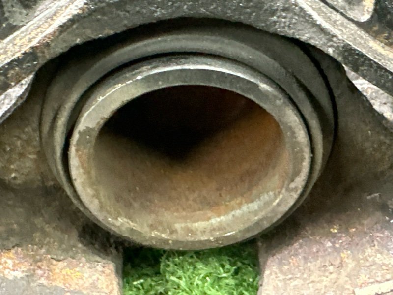 Суппорт тормозной Volkswagen Polo 3