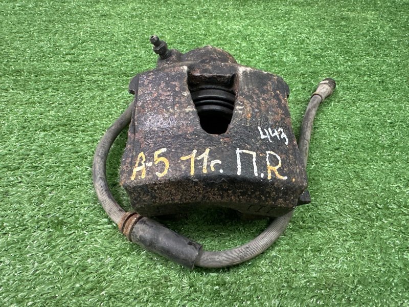 Суппорт тормозной Skoda Octavia A5