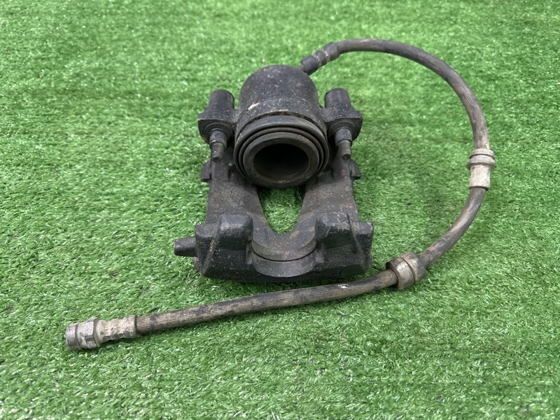 Суппорт тормозной Skoda Fabia 1