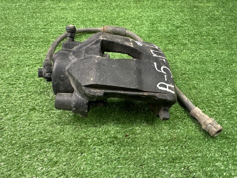 Суппорт тормозной Skoda Octavia A5