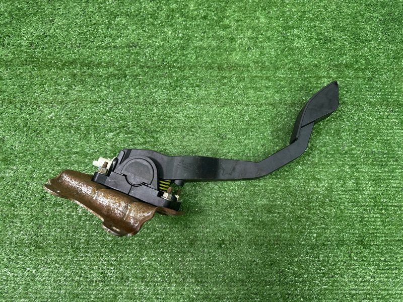 Педаль газа Peugeot 206