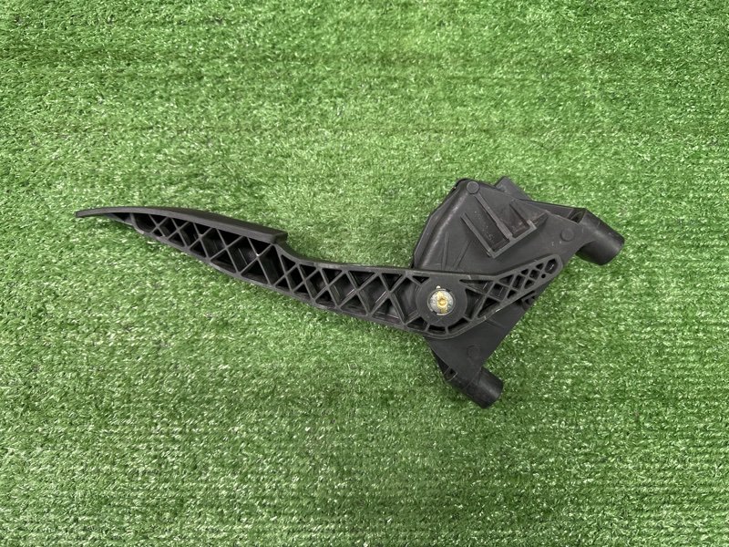 Педаль газа Opel Astra G