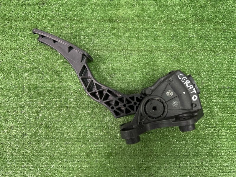 Педаль газа Kia Cerato 2