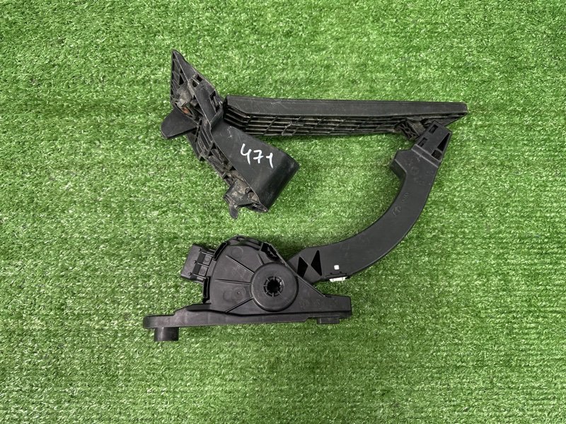 Педаль газа Hyundai SantaFe 2