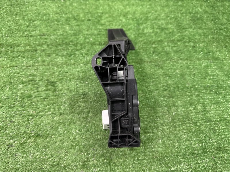 Педаль газа Chevrolet Cruze