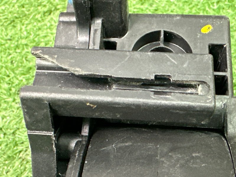 Педаль газа Skoda Fabia 1