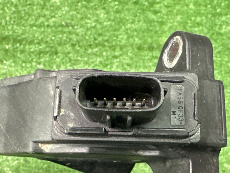 Педаль газа Peugeot 107