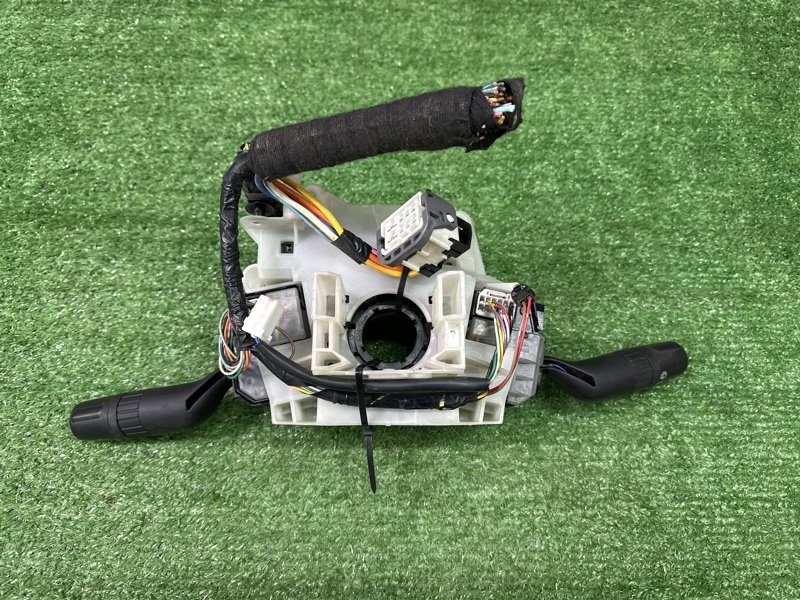 Подрулевой переключатель (гитара) Mazda 3