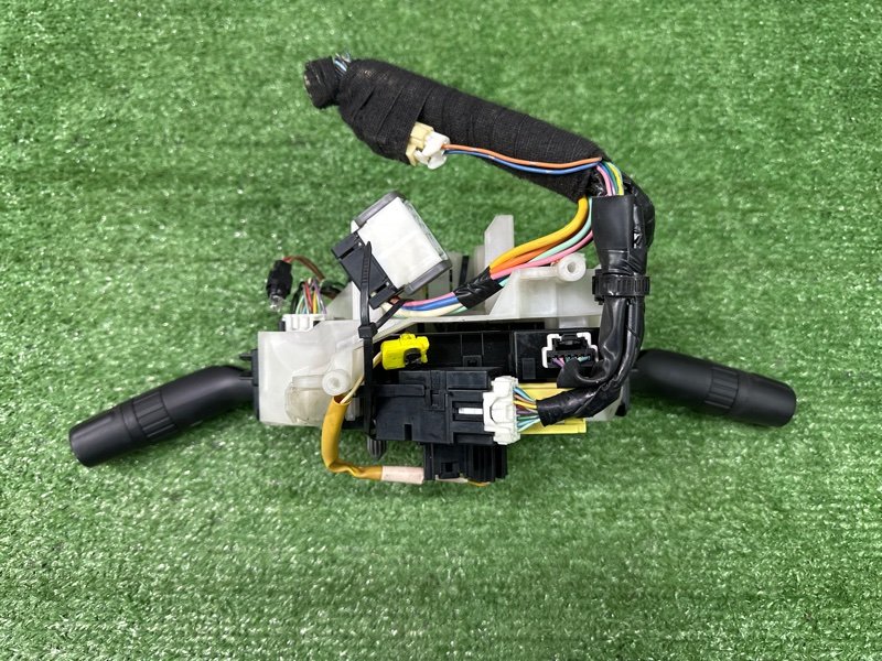 Подрулевой переключатель (гитара) Mazda 3