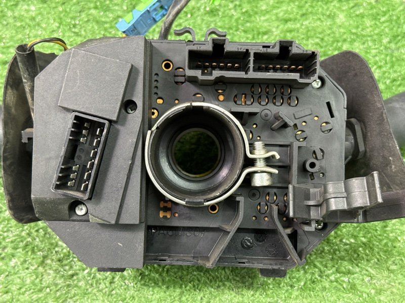 Блок подрулевых переключателей (гитара) Fiat Albea