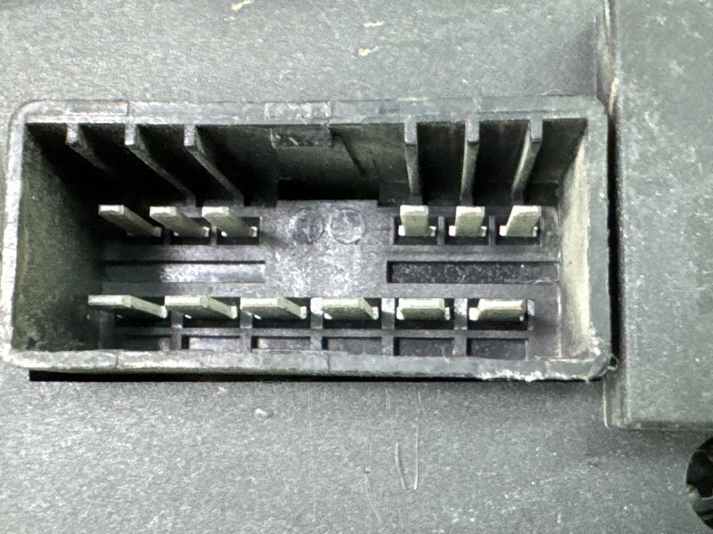 Блок подрулевых переключателей (гитара) Fiat Albea