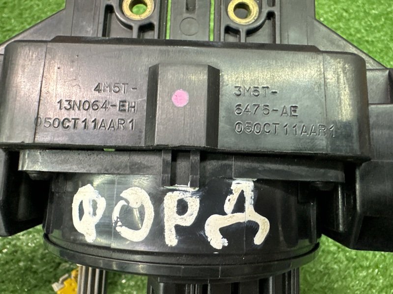 Подрулевой переключатель (гитара) Ford Focus 2