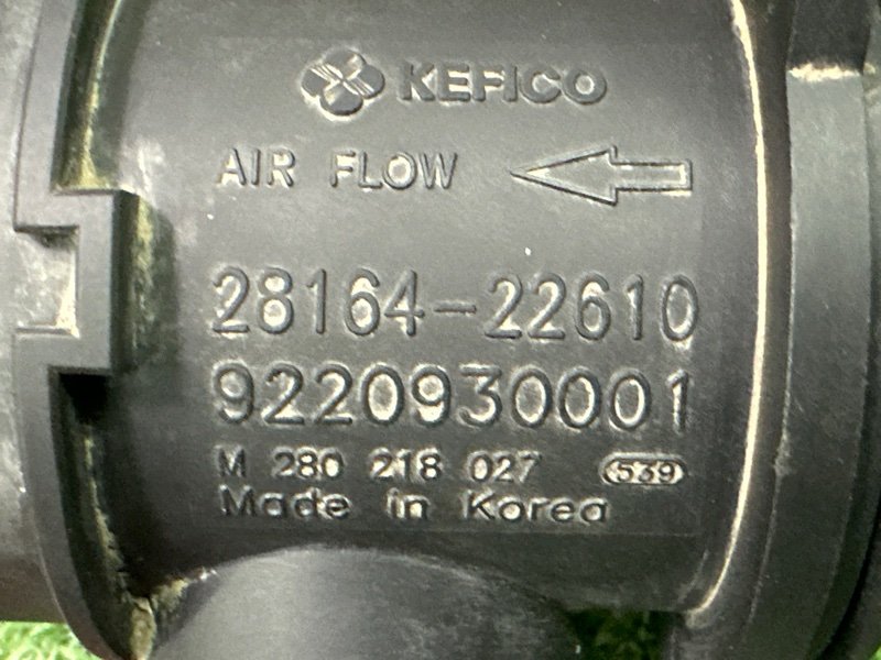 Датчик массового расхода воздуха ДМРВ Kia Ceed 2 JD