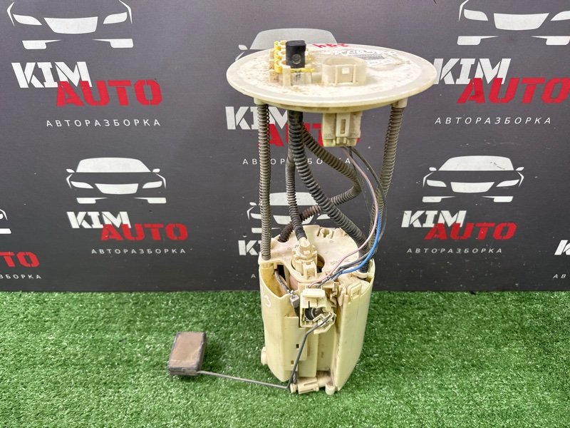 Топливный насос Toyota Land Cruiser 200