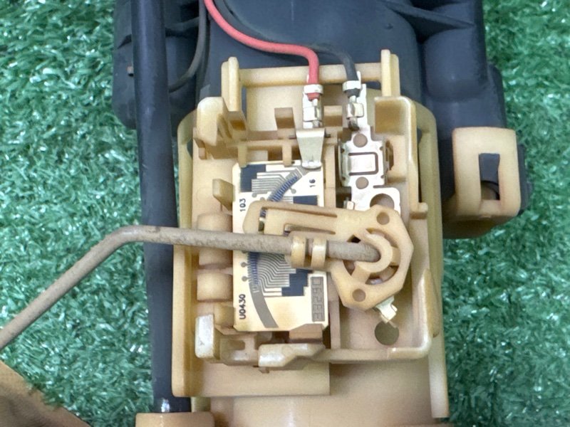 Топливный насос Suzuki Liana