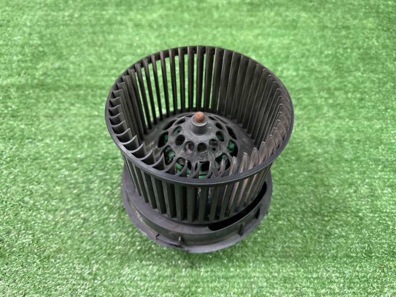 Мотор печки Peugeot 107