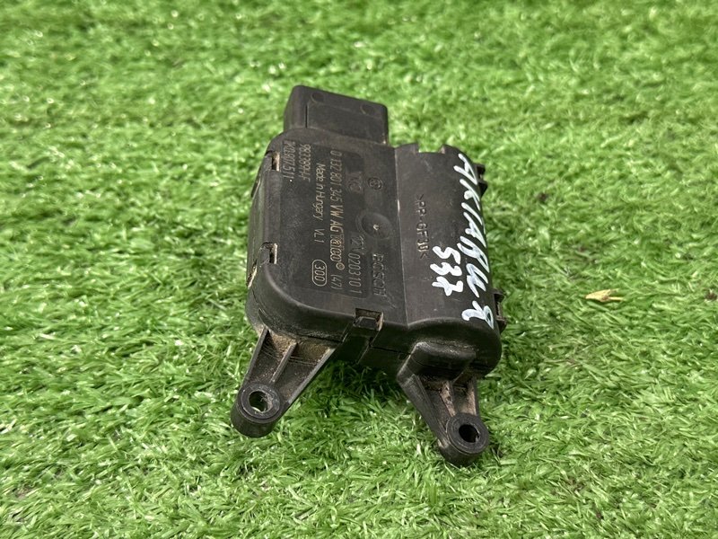 Сервопривод заслонки печки Skoda Octavia A5