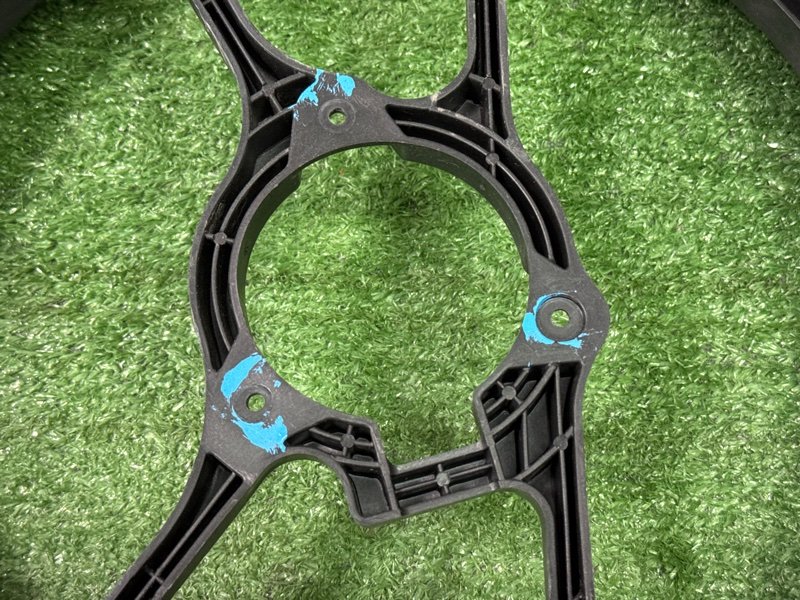 Диффузор вентилятора Nissan Primera P11