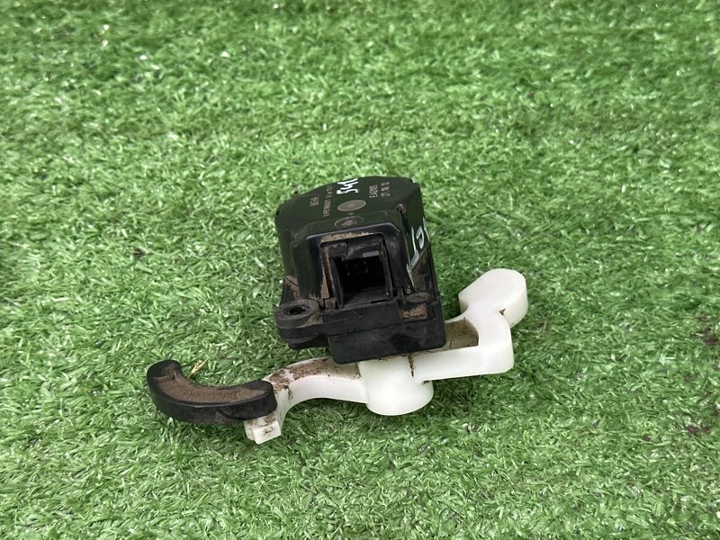 Сервопривод заслонки печки Opel Astra